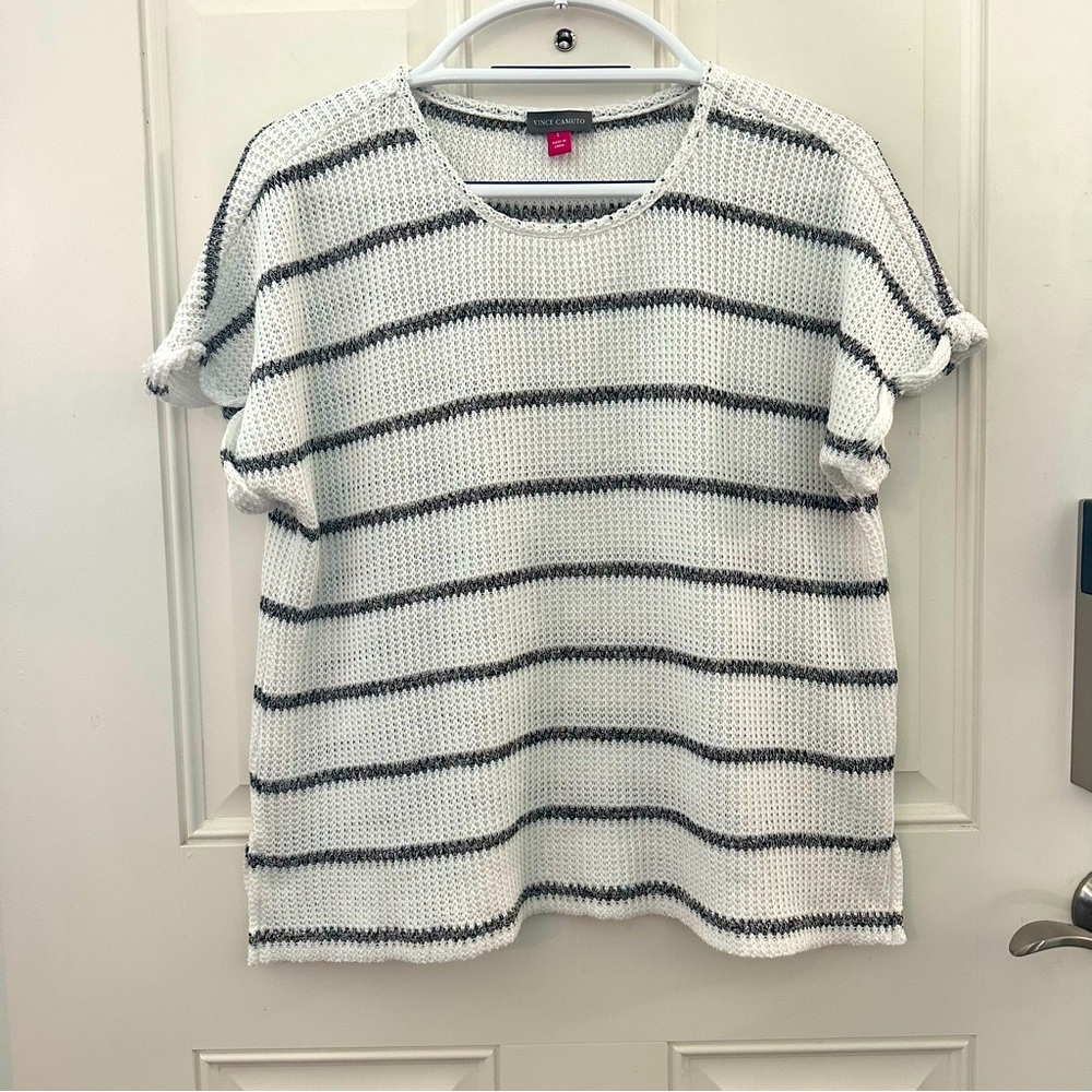 Vince Camuto Striped Top L | White Black Lightweight Knit Pullover
